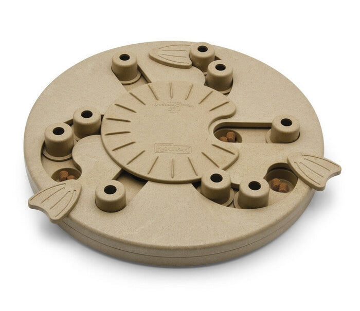 Nina Ottosson Dog Worker - educational game for dogs