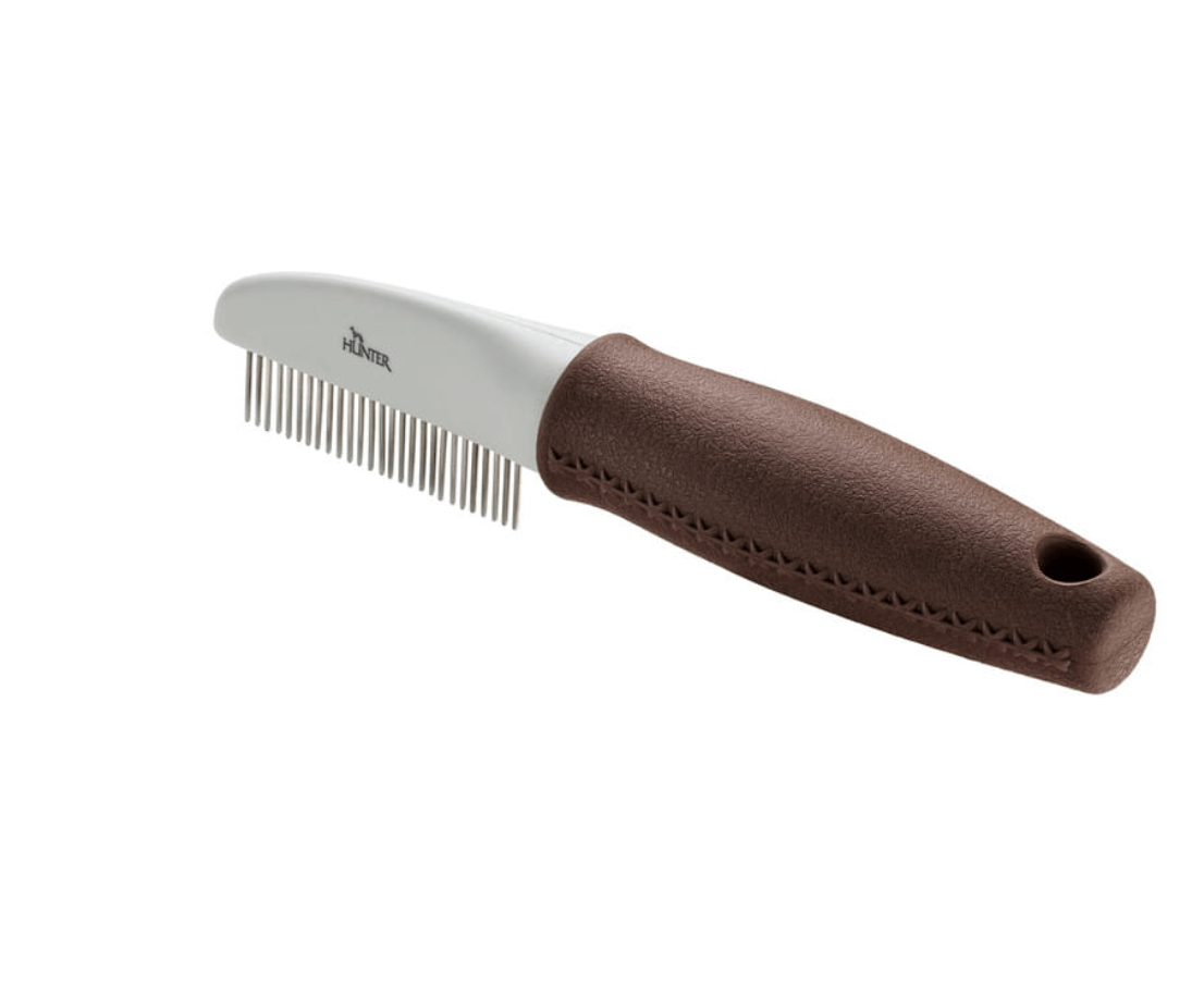 Hunter comb with rotary teeth for a dog and a cat