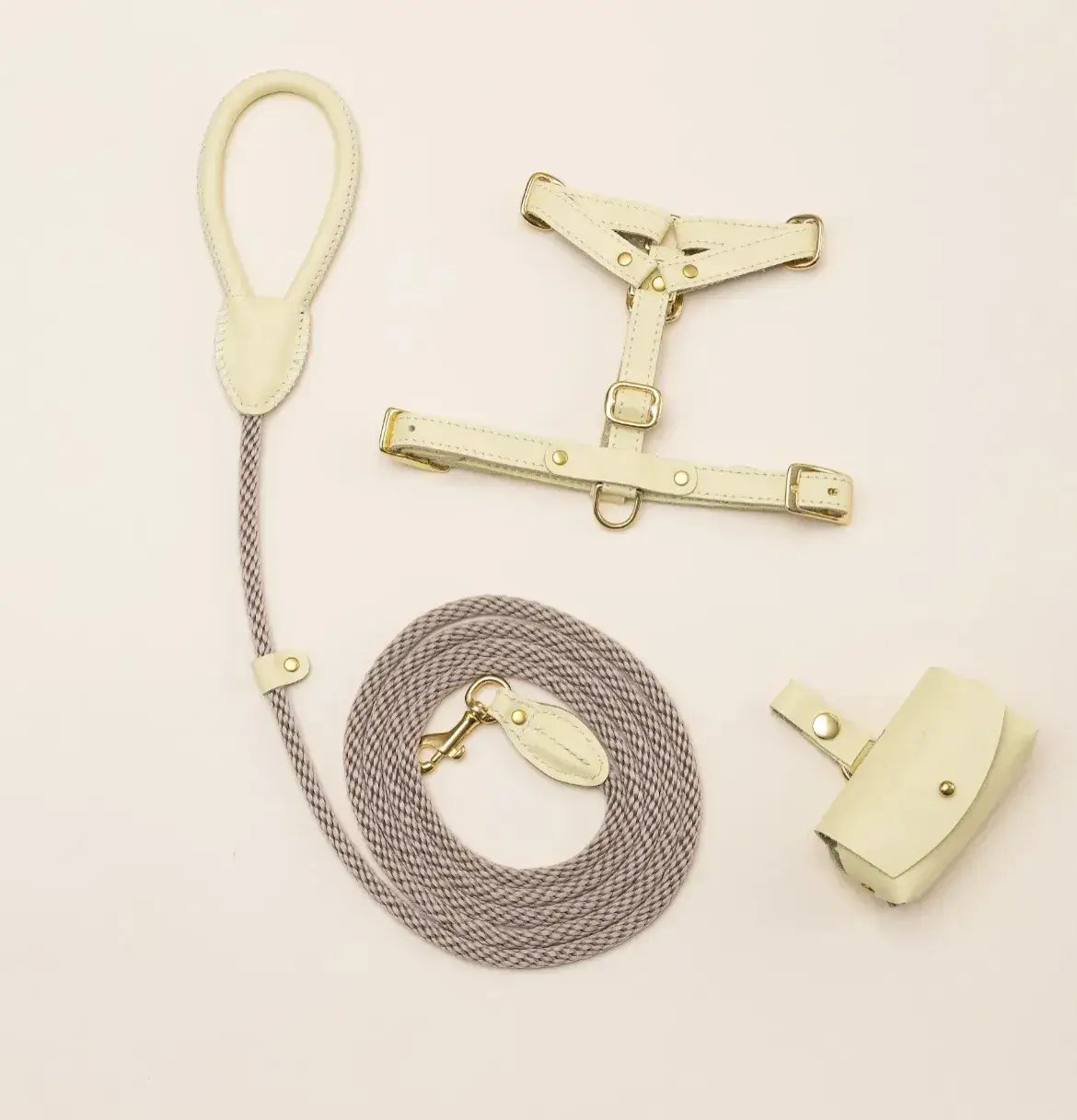 A luxurious set of dog accessories - handmade, premium