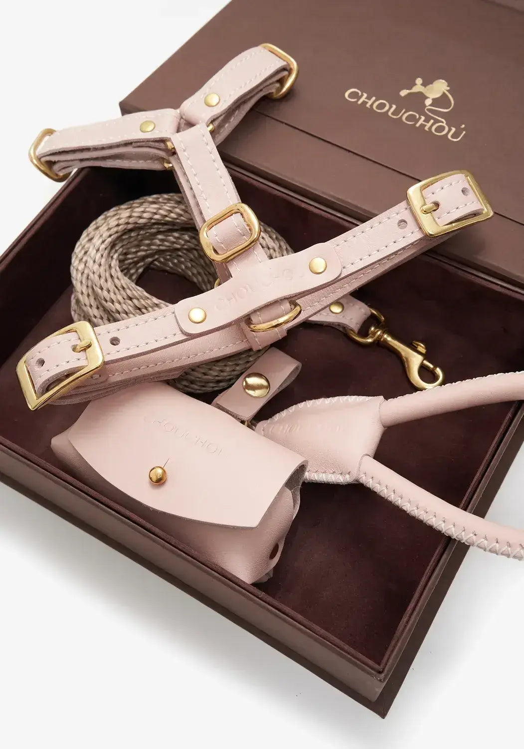 A luxurious set of dog accessories - handmade, premium