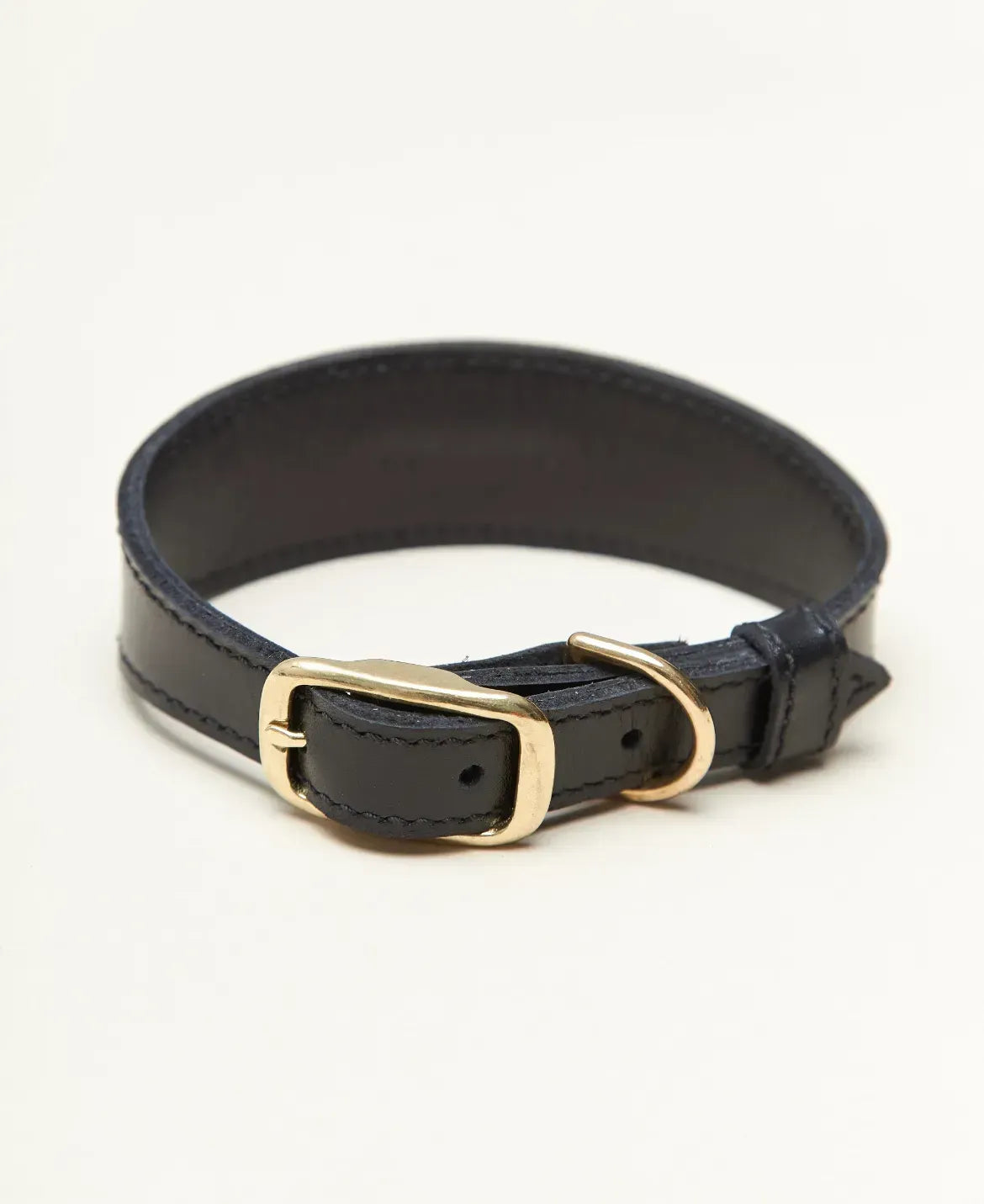 "Almond" dog collar - lightness, comfort and handcraft