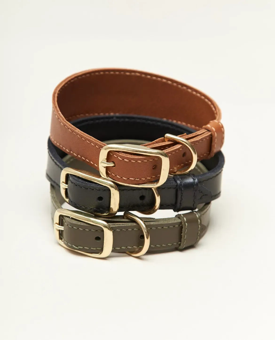 "Almond" dog collar - lightness, comfort and handcraft